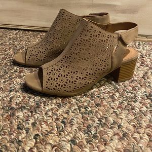 Cute low heeled Sandals